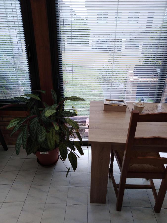 Chez Myla Chambre Avec Tv Ecran Plat Et Salle De Bain Privative Бурж Екстериор снимка